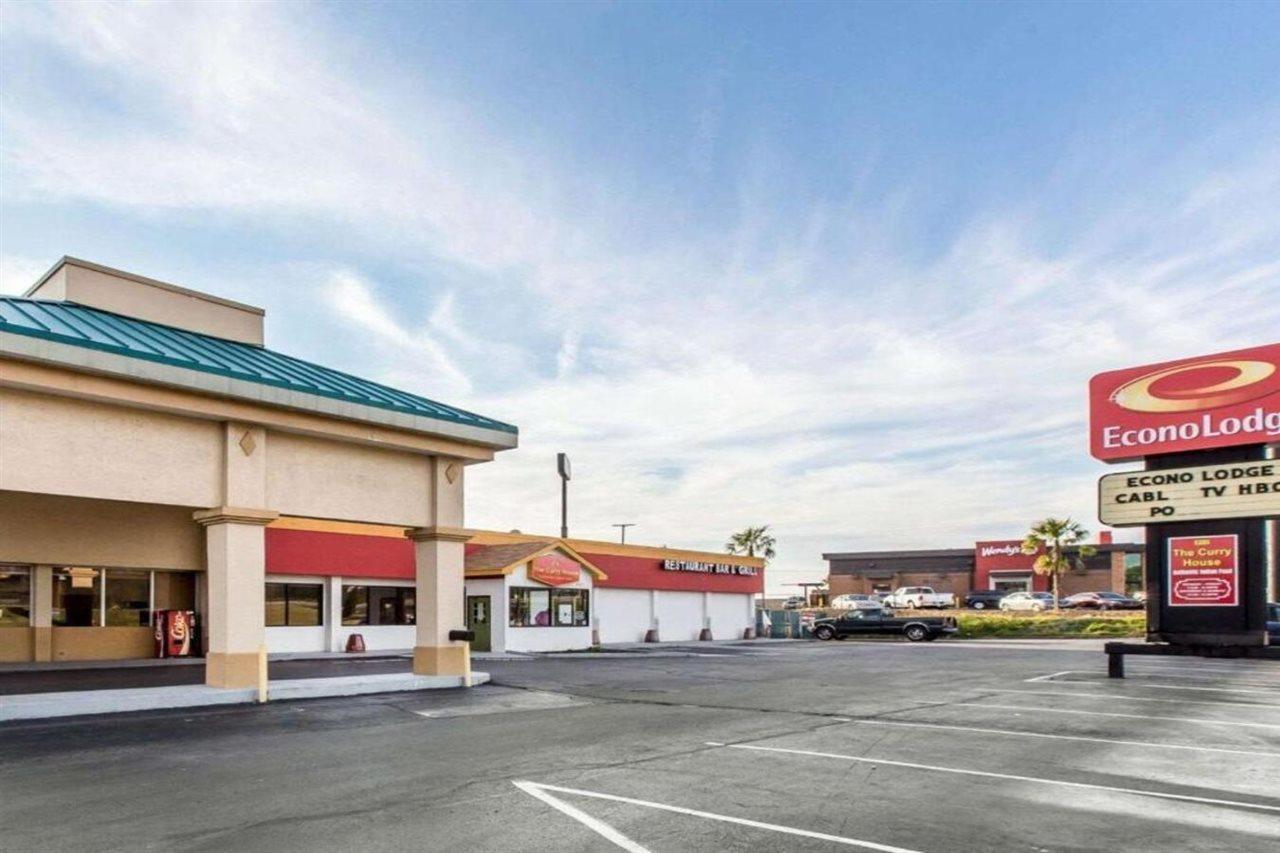 Econo Lodge Calhoun Exterior photo