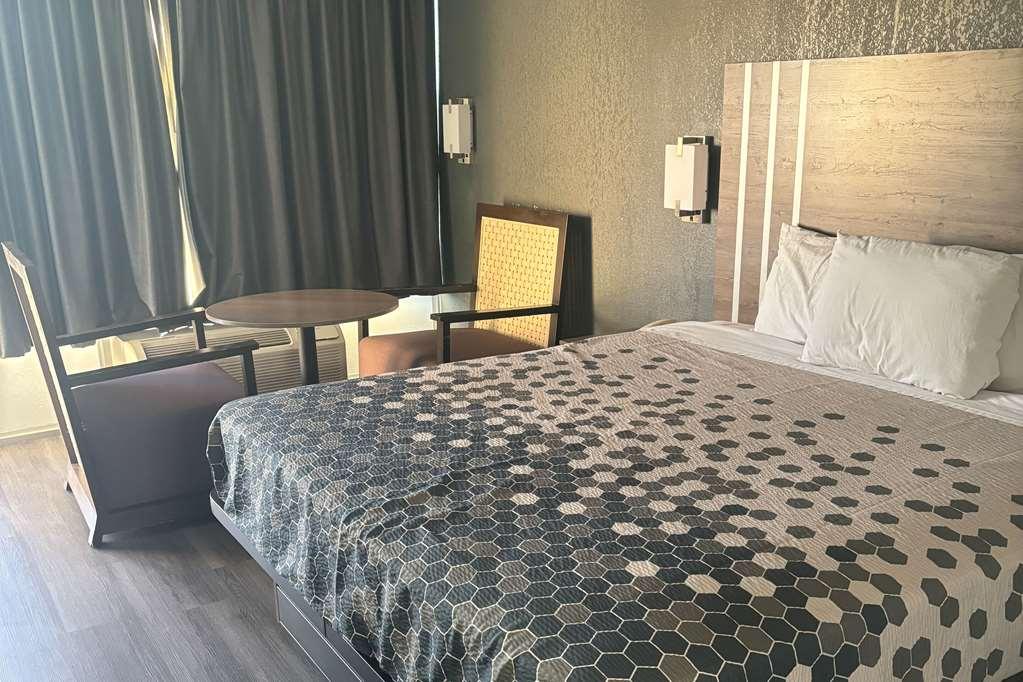 Econo Lodge Calhoun Room photo